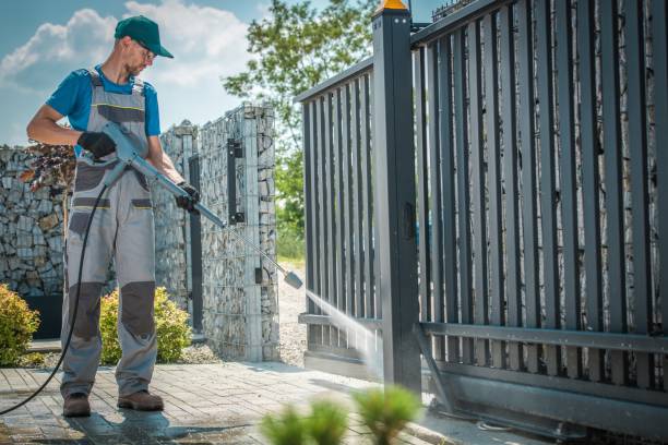 Best Rust Removal  in Monmouth, OR