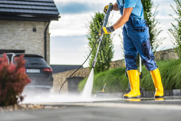 Best Sidewalk and Walkway Cleaning  in Monmouth, OR