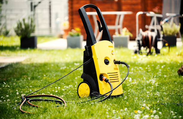Best Factory Floor Cleaning  in Monmouth, OR